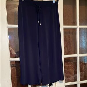 Jones New York Blue A-Line Tie Front Capris